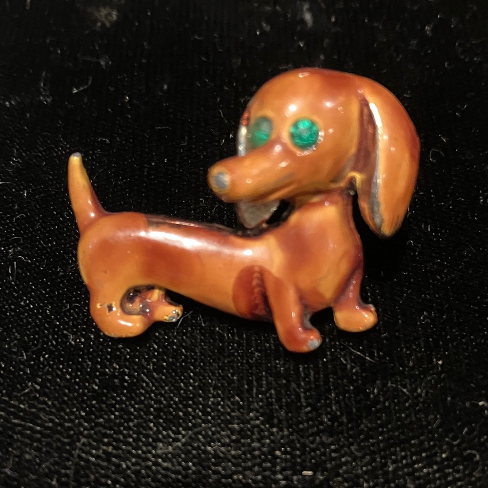 Brown Dachshund Dog pin